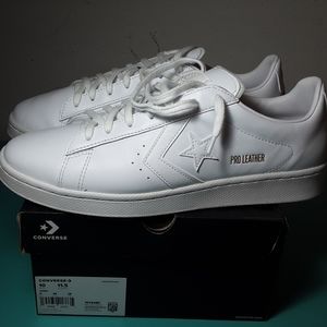 Used converse all star leather low size 10